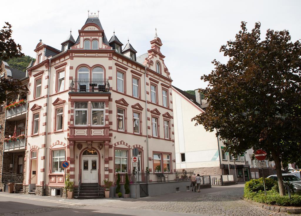 Hotel Ravene Cochem Exteriör bild