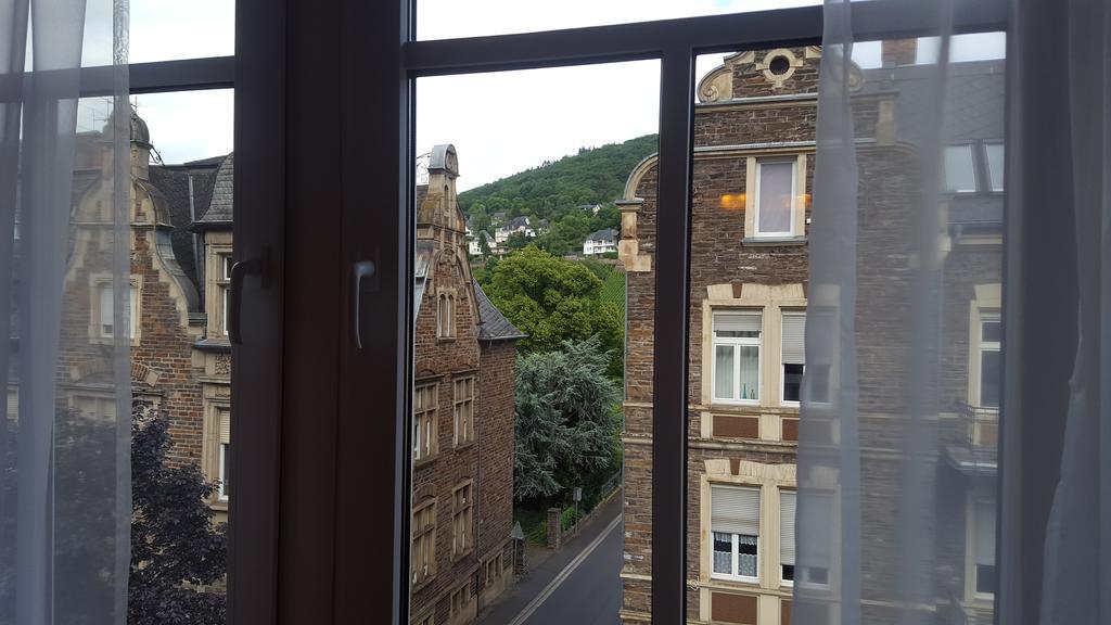 Hotel Ravene Cochem Exteriör bild